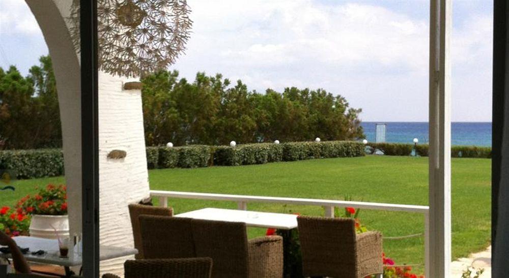 Tinos Beach Hotel Экстерьер фото