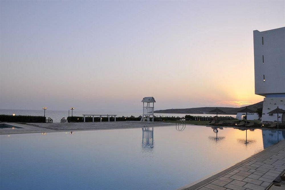 Tinos Beach Hotel Экстерьер фото