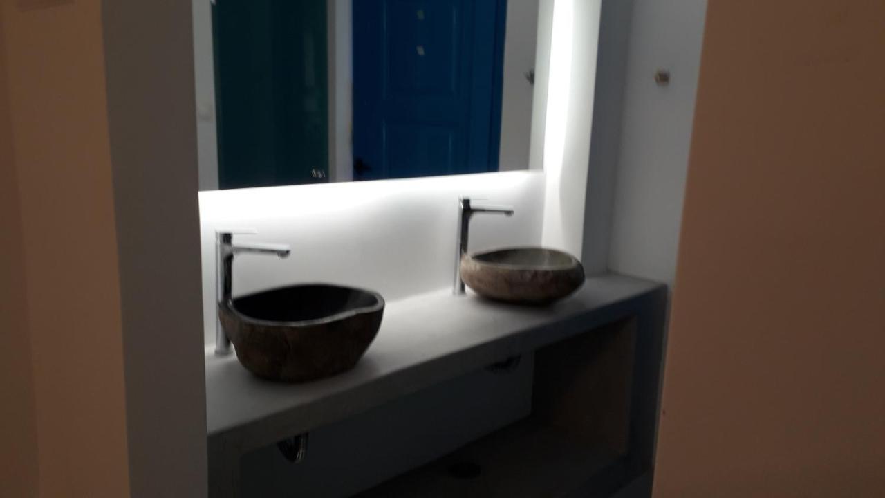Tinos Beach Hotel Экстерьер фото