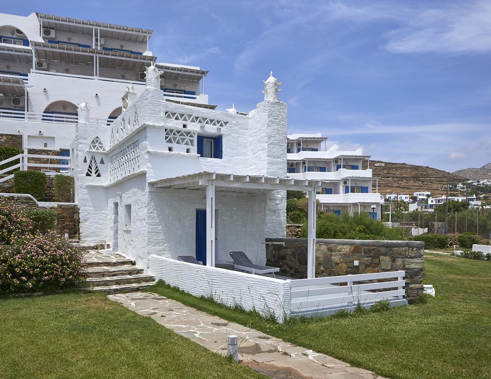 Tinos Beach Hotel Экстерьер фото