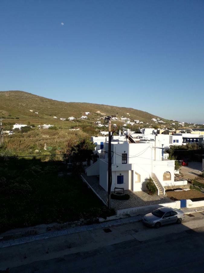 Tinos Beach Hotel Экстерьер фото